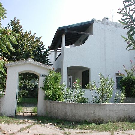 Villetta Maiori Lido delle Nazioni Exteriör bild
